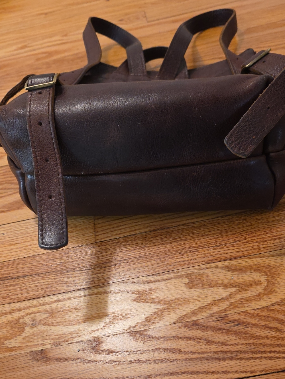 Portland Leather Backpack - Picture 6 of 8